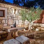 Rustic Stone House With Pool 펜션 *