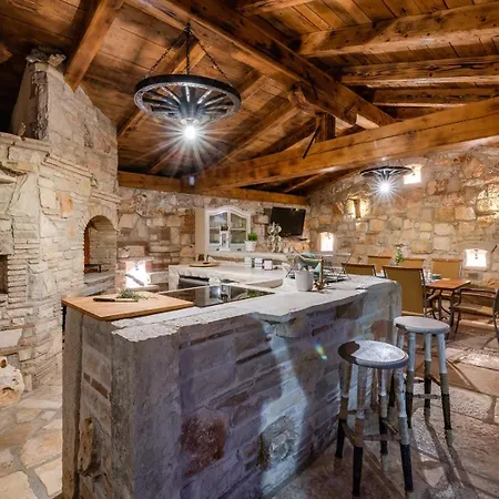 Rustic Stone House With Pool *