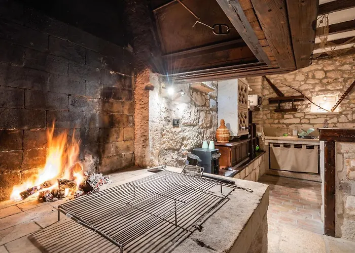 Rustic Stone House With Pool Holiday home Marcana